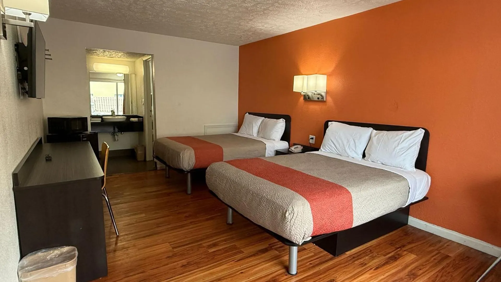 Relax Inn By Oyo Columbus Oh I 70