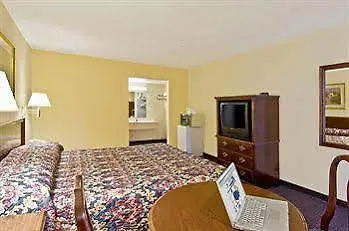 Hotel Relax Inn By Oyo Columbus Oh I 70
