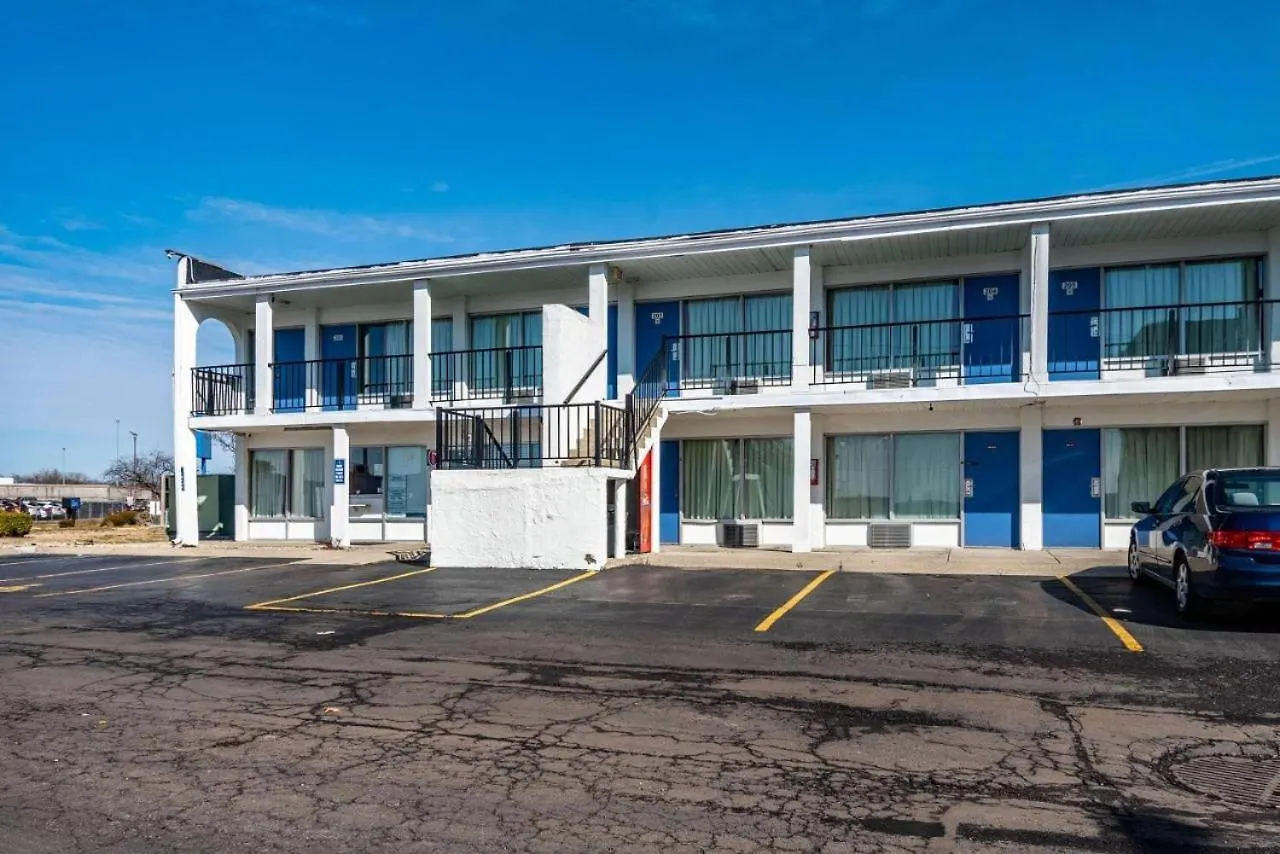 Hotel Relax Inn By Oyo Columbus Oh I 70
