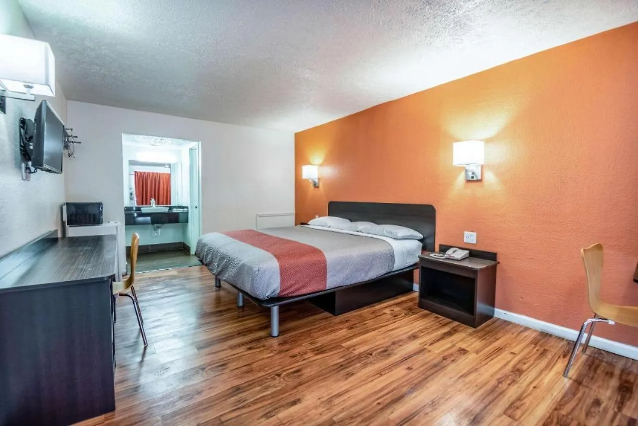 Relax Inn By Oyo Columbus Oh I 70 Hotel