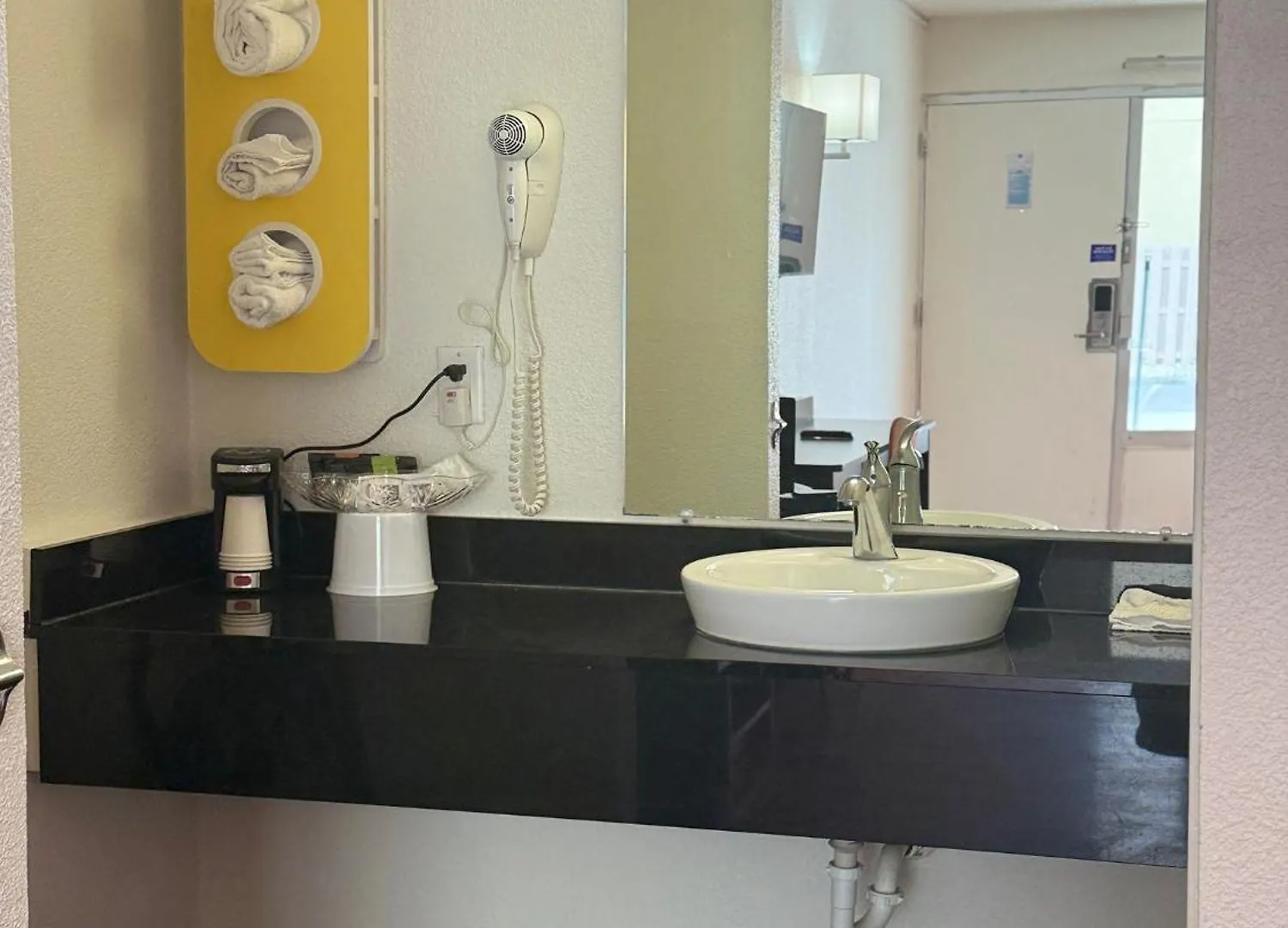 Relax Inn By Oyo Columbus Oh I 70 Hotel