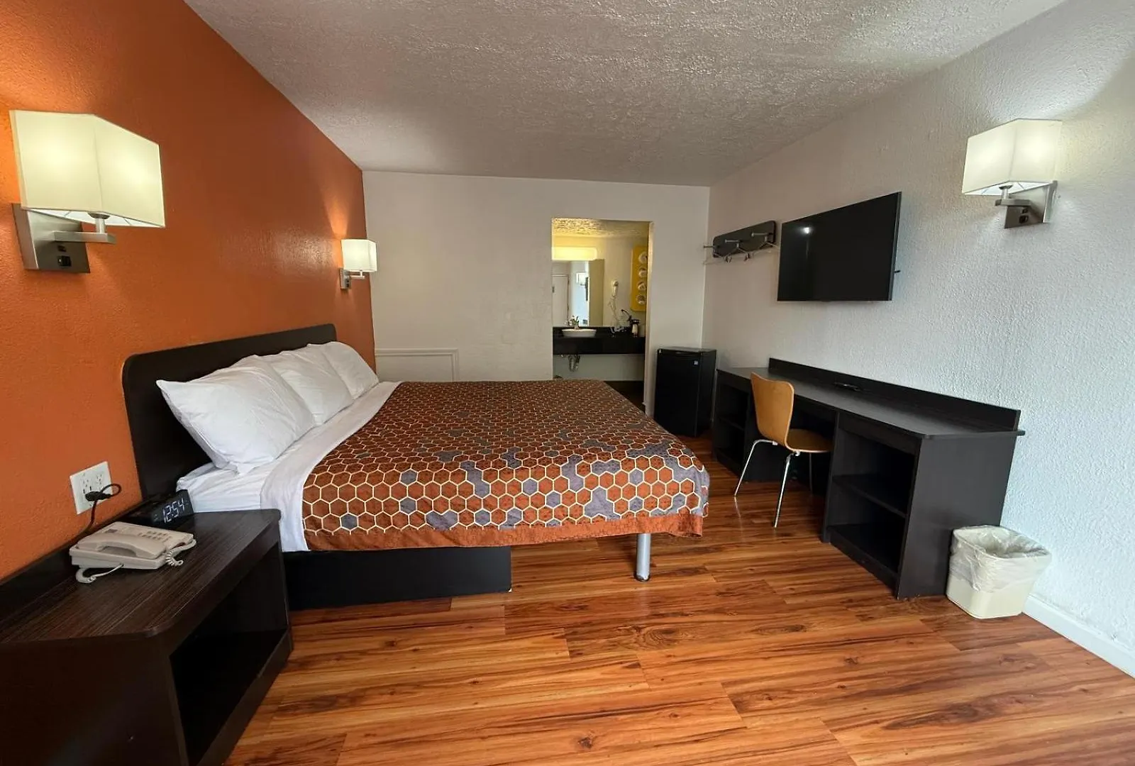 Hotel Relax Inn By Oyo Columbus Oh I 70