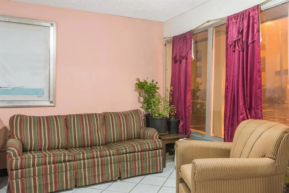 ** Hotel Relax Inn By Oyo Columbus Oh I 70 United States