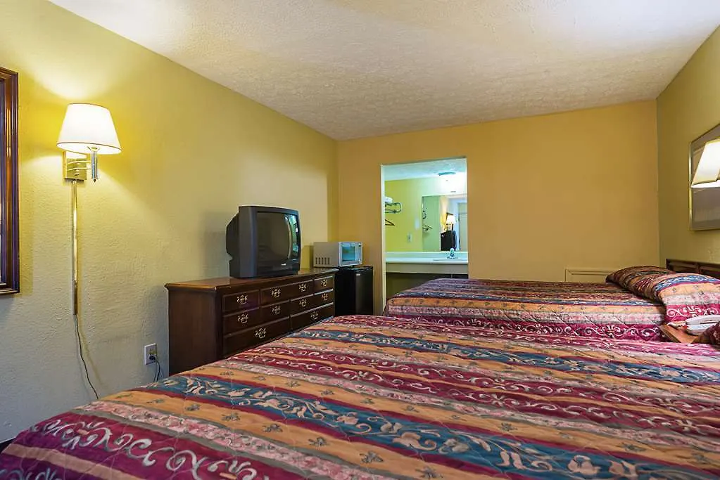 Relax Inn By Oyo Columbus Oh I 70 Hotel