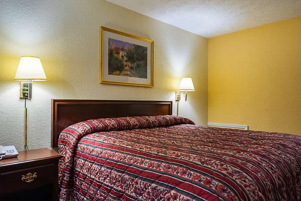 Relax Inn By Oyo Columbus Oh I 70