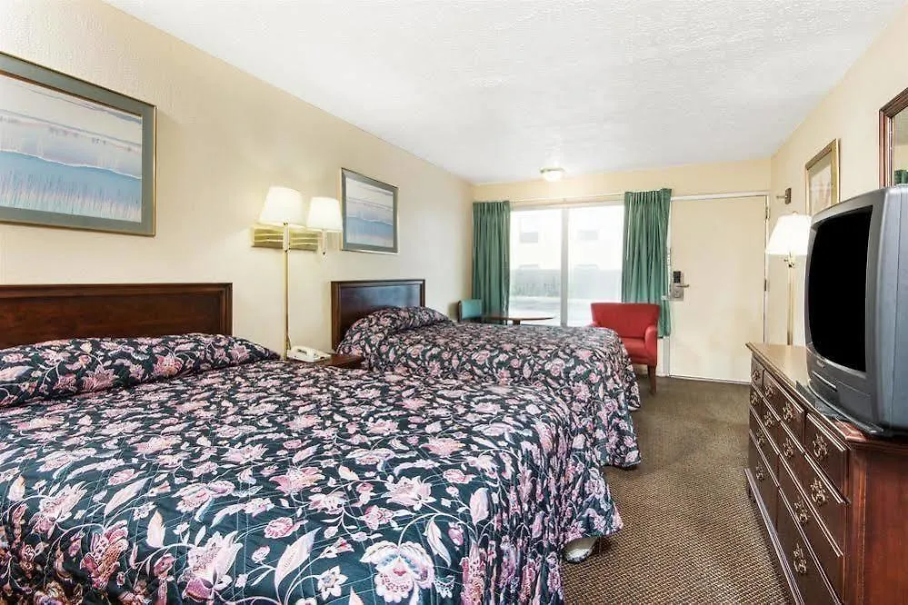 Relax Inn By Oyo Columbus Oh I 70 2*,